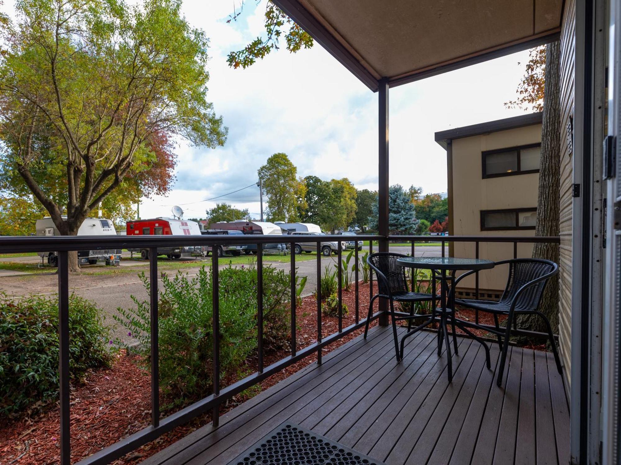 Nrma Bairnsdale Riverside Holiday Park Cameră foto